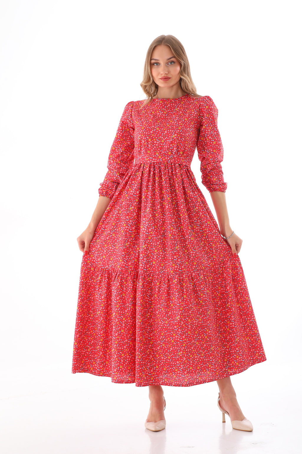 Kırmızı Çiçek Desenli Kat Kat Tesettür Elbise