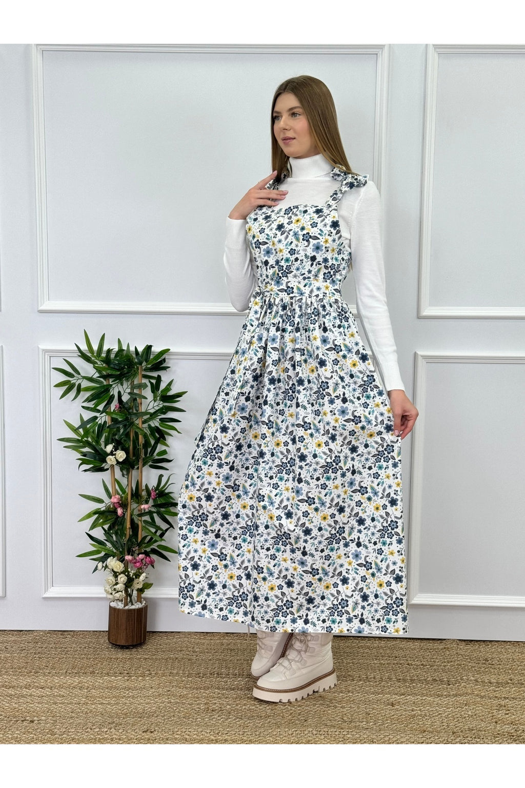 Omuzdan Bağlamalı Çiçek Desenli Mavi Jile