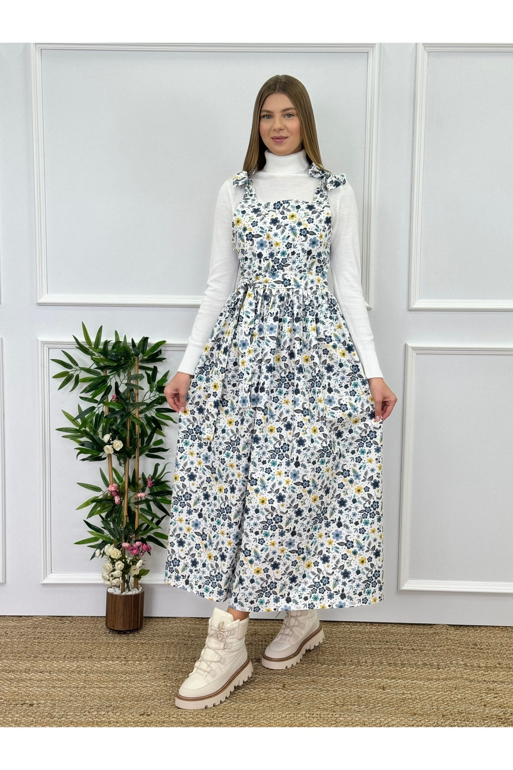 Omuzdan Bağlamalı Çiçek Desenli Mavi Jile