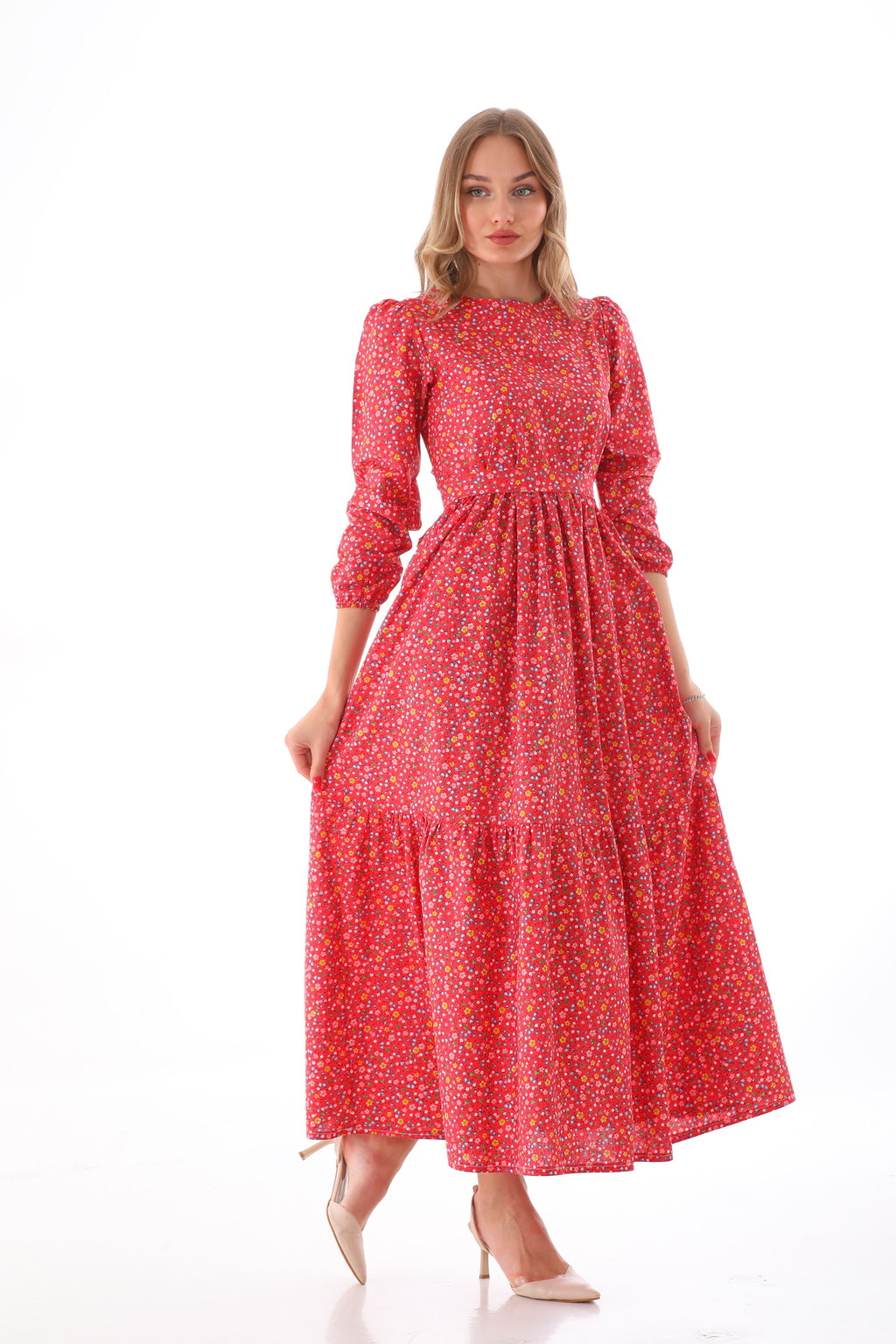 Kırmızı Çiçek Desenli Kat Kat Tesettür Elbise