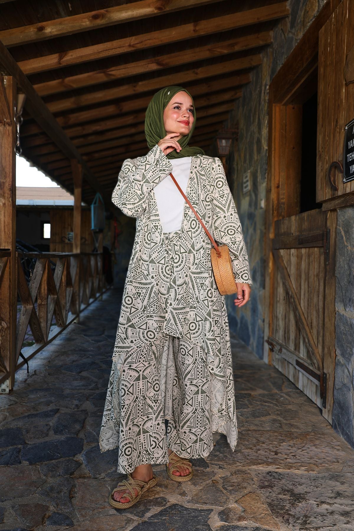 Haki Etnik Desenli Şile Bezi Kimono