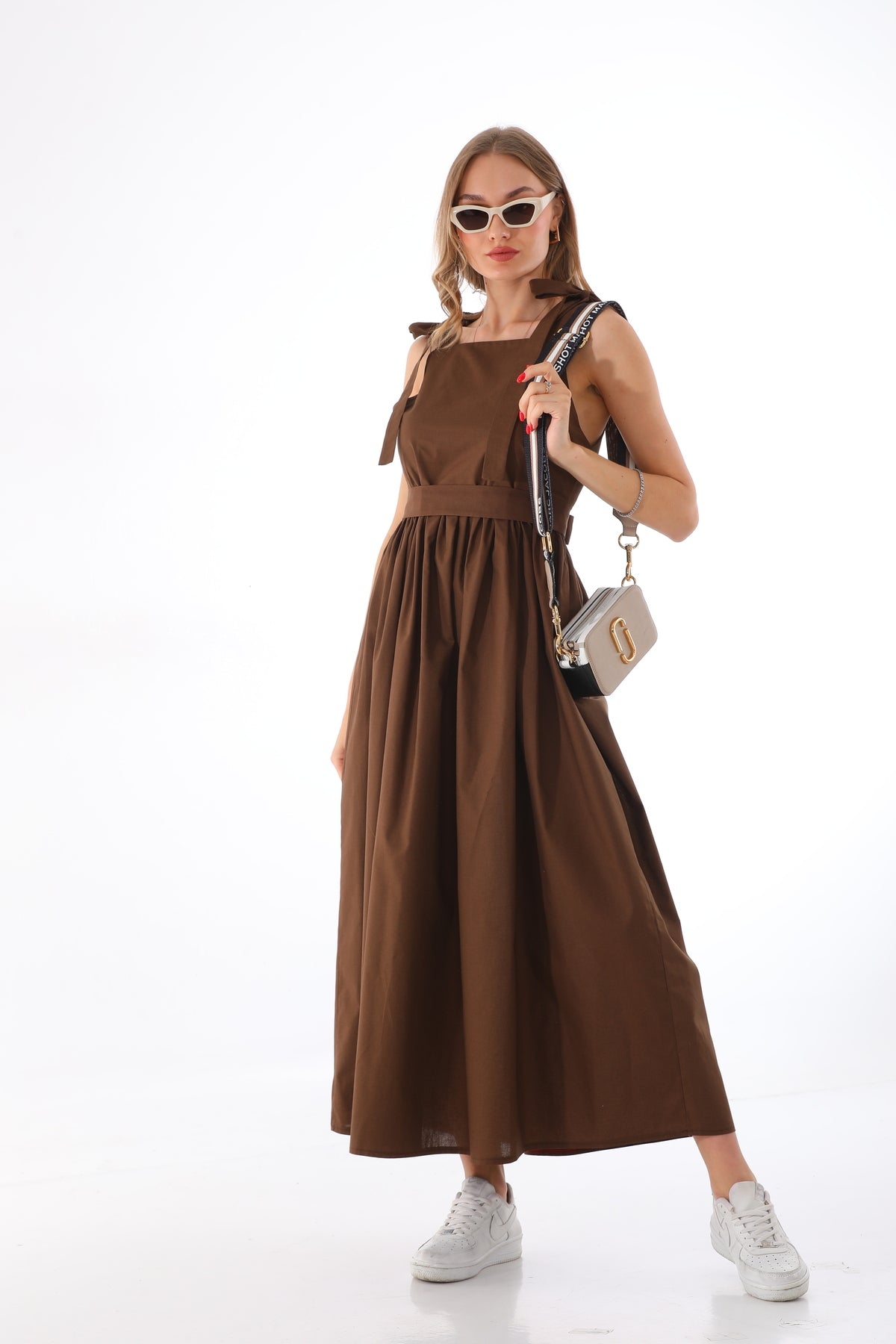 Omuzdan Bağlamalı Kuşaklı Kahverengi Jile