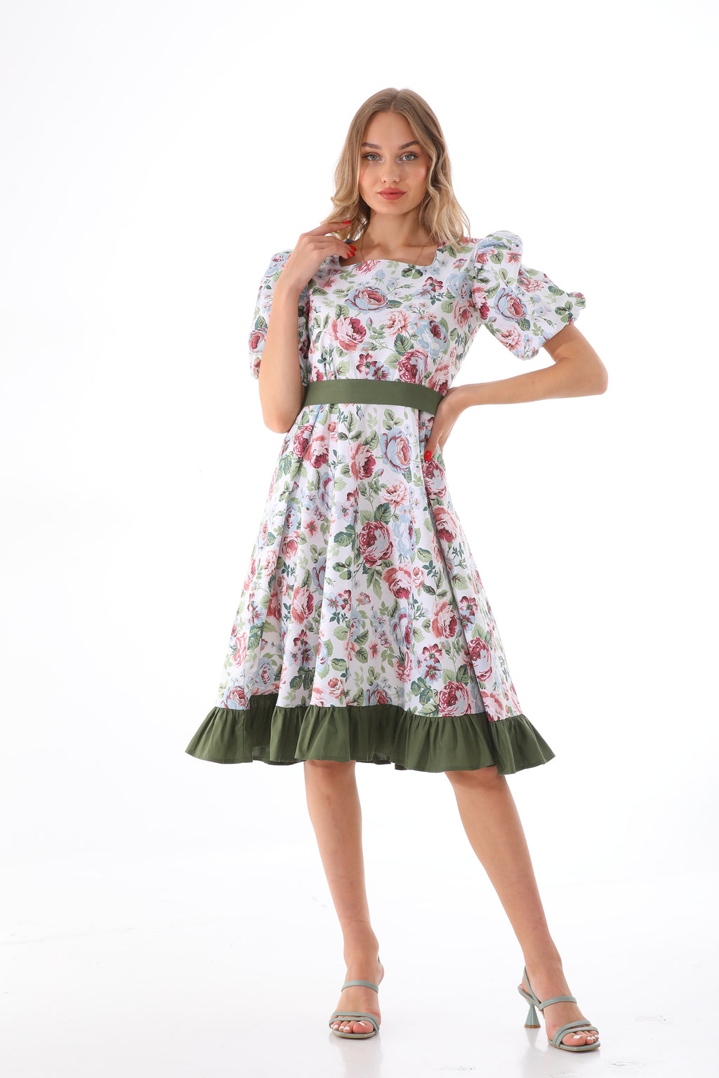 Yeşil Çiçek Desenli Fırfır Detaylı Vintage Elbise
