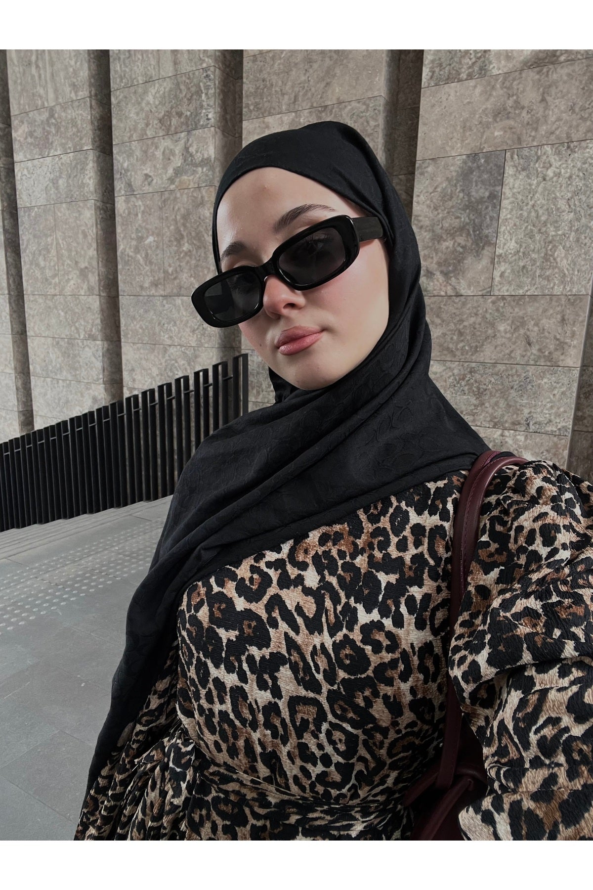 Leopar Desenli Kuşaklı Elbise