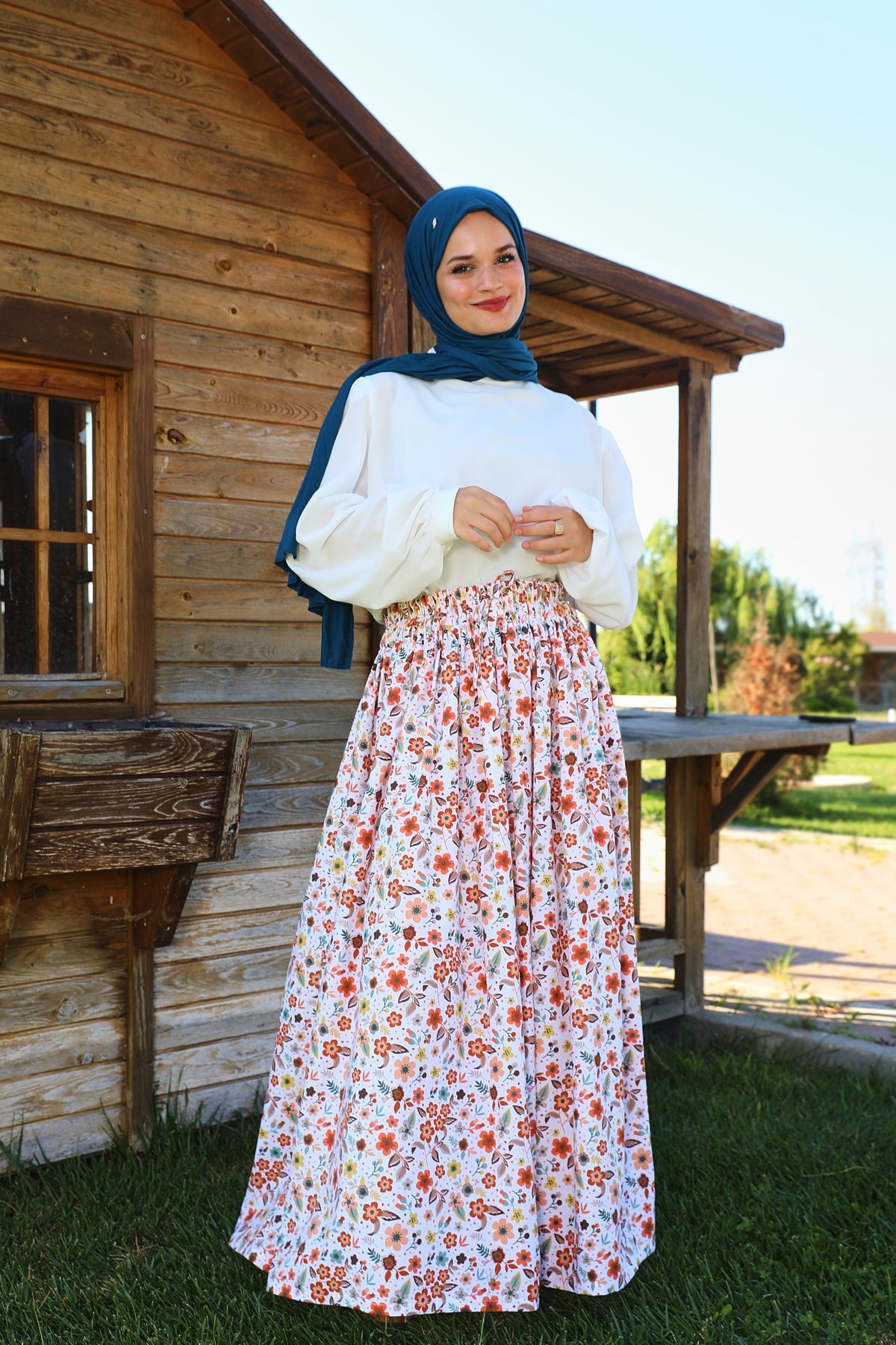 Bahar Dalı Turuncu Çiçek Desenli Etek