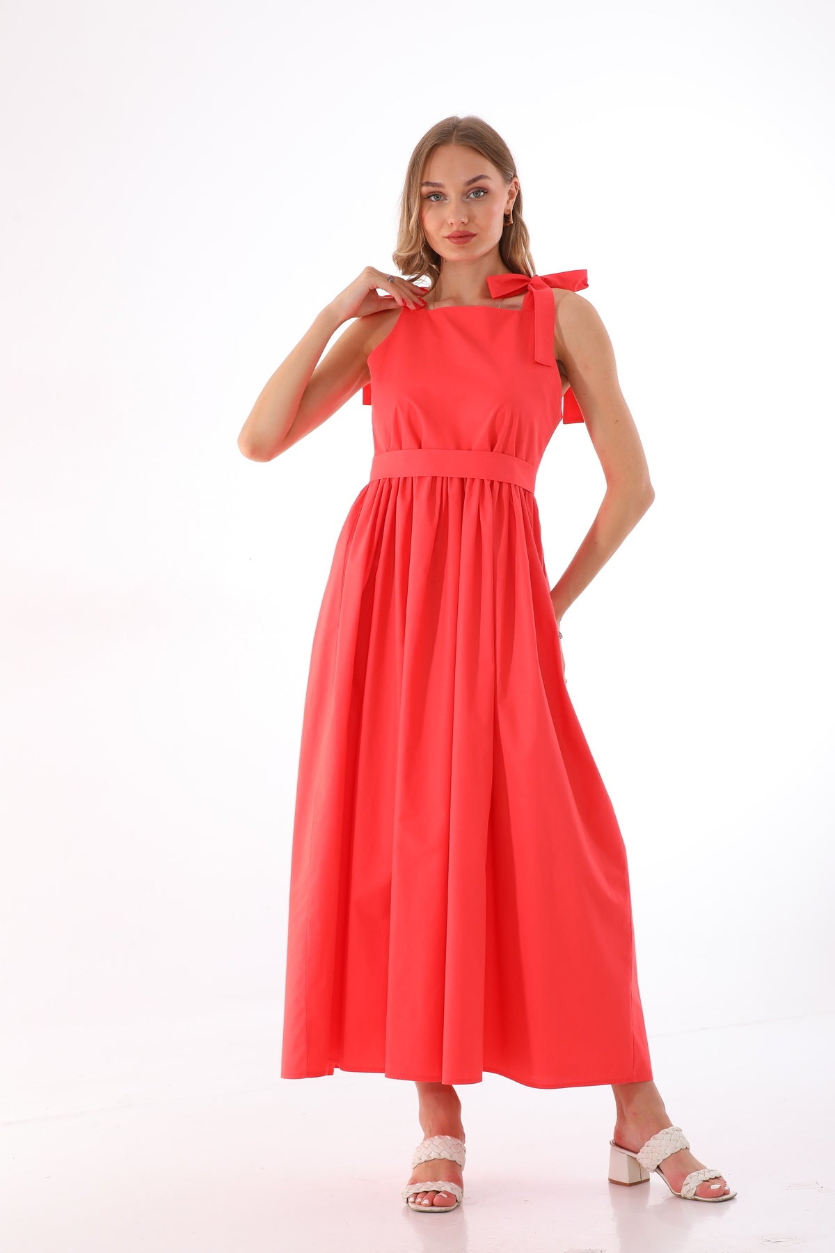 Omuzdan Bağlamalı Kuşaklı Narçiçeği Jile