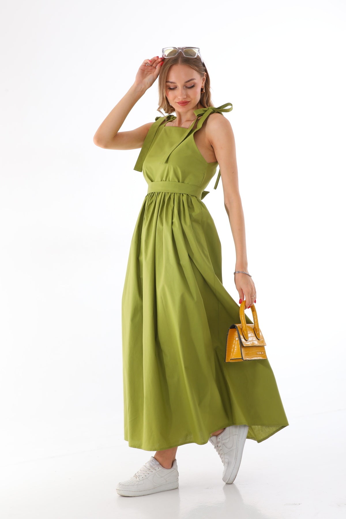 Omuzdan Bağlamalı Kuşaklı Fıstık Yeşili Jile