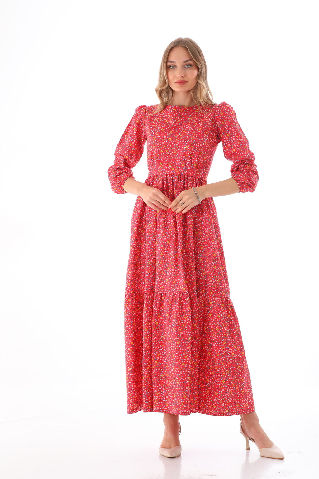 Kırmızı Çiçek Desenli Kat Kat Tesettür Elbise