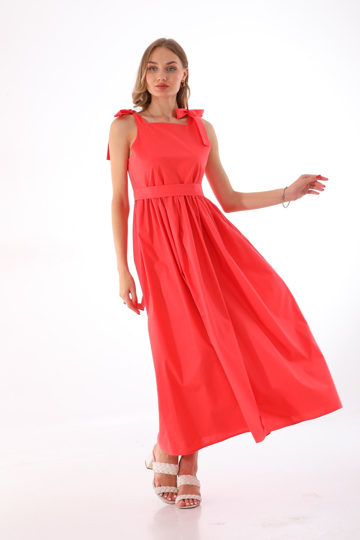 Omuzdan Bağlamalı Kuşaklı Narçiçeği Jile