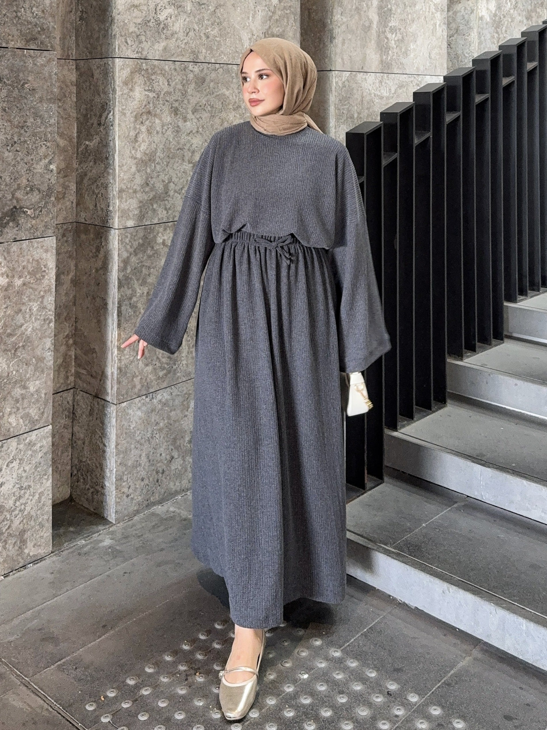 Kadın Örme Gri Etekli Salaş Takım