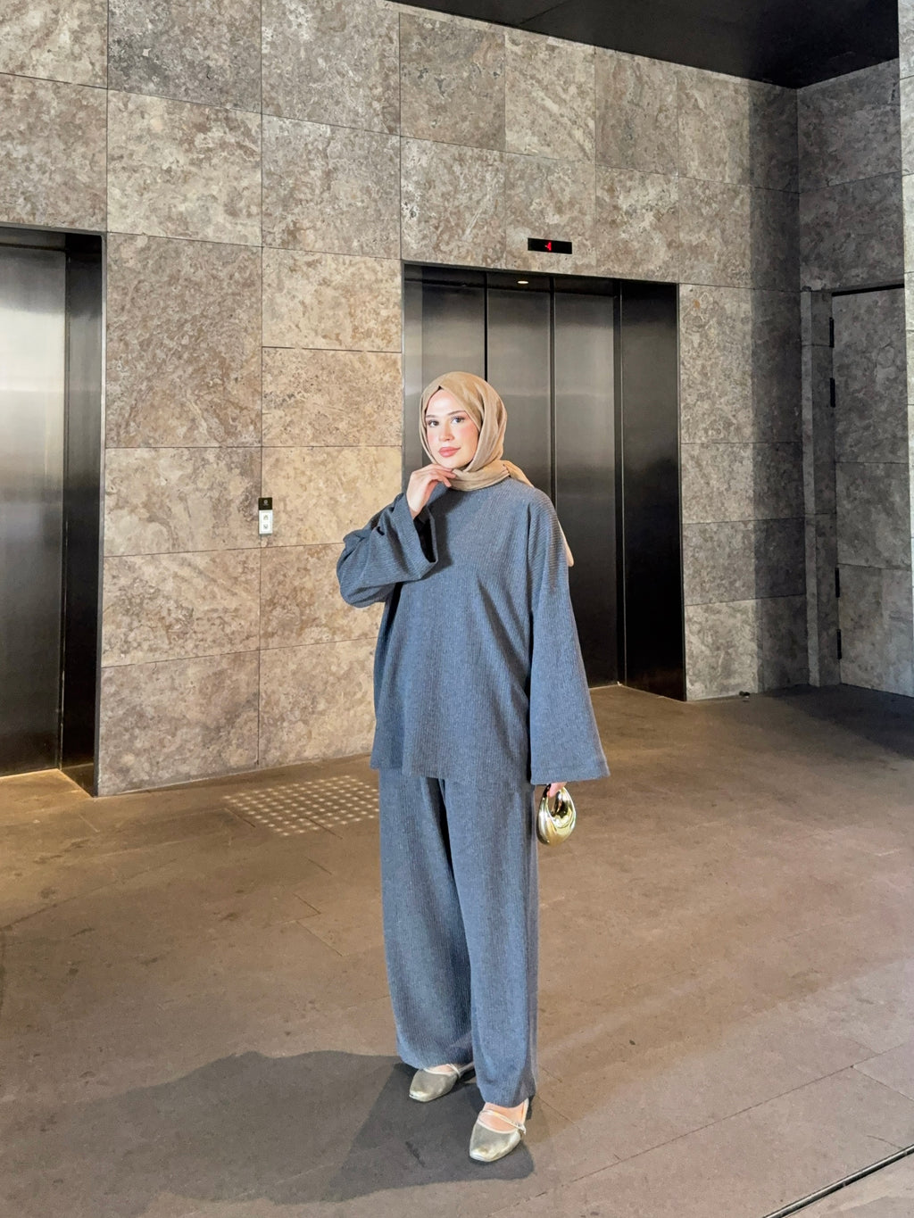 Kadın Gri Örme Pantolonlu Salaş takım