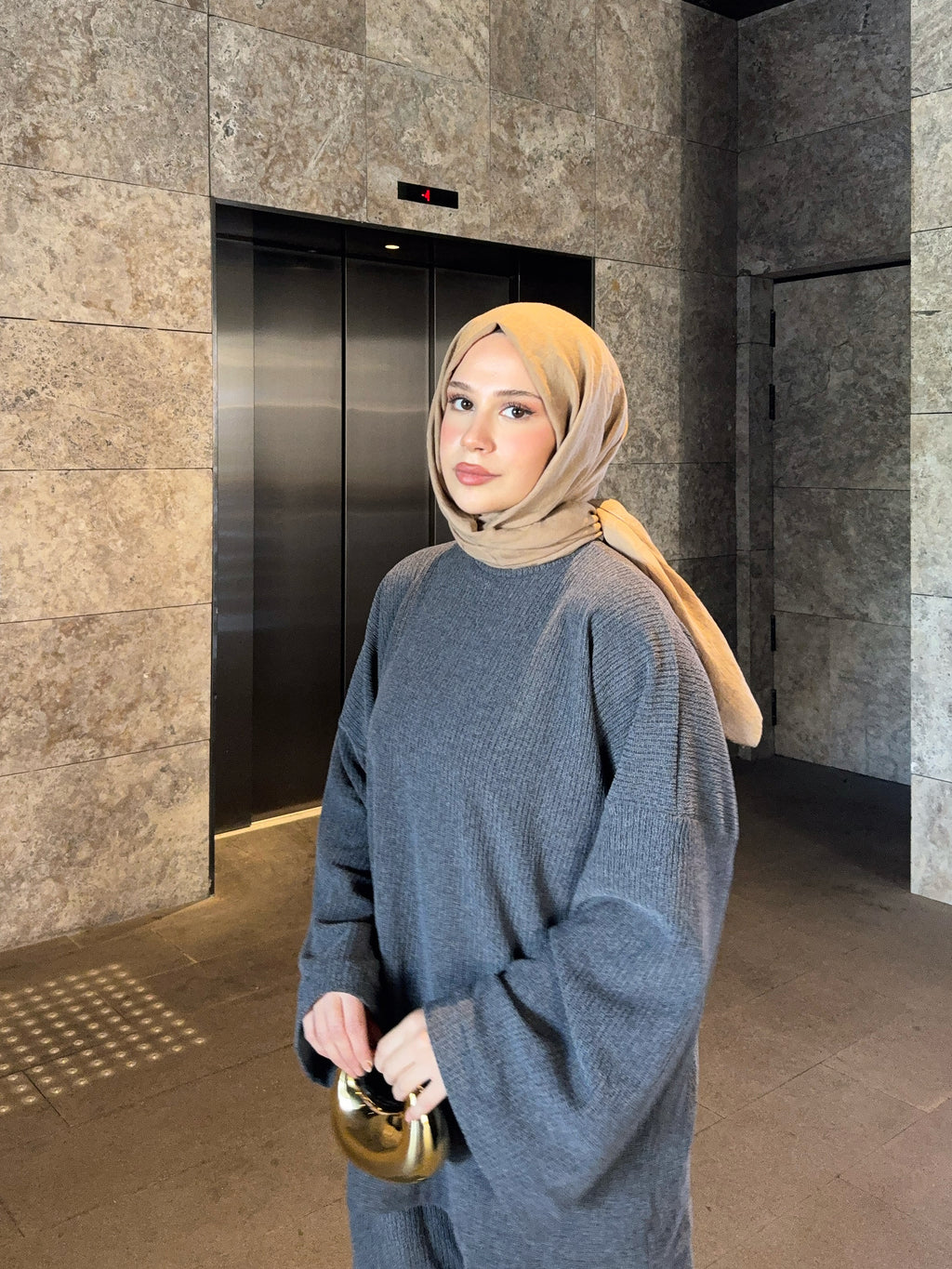 Kadın Gri Örme Pantolonlu Salaş takım