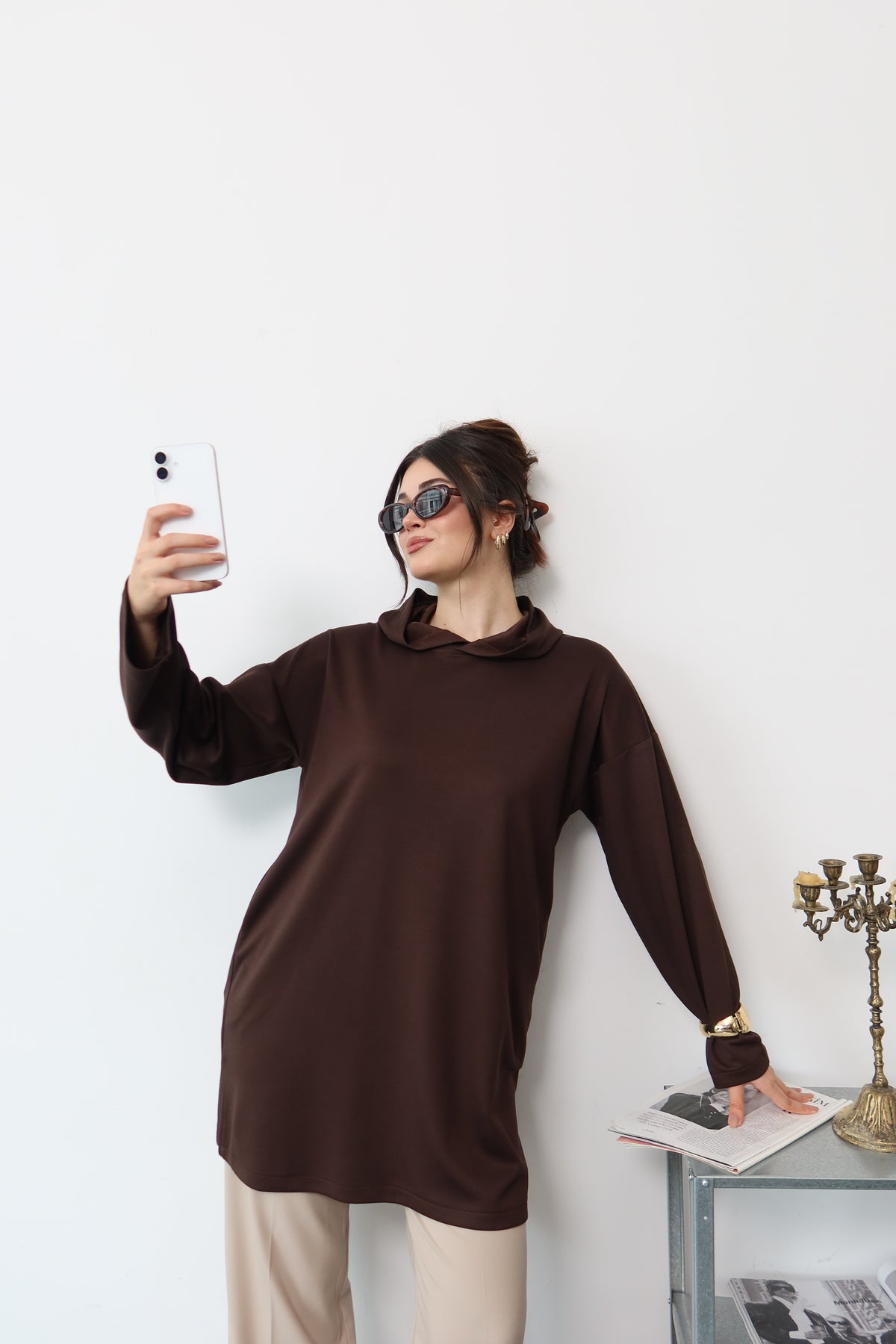 Kahverengi Kapüşonlu Sweatshirt