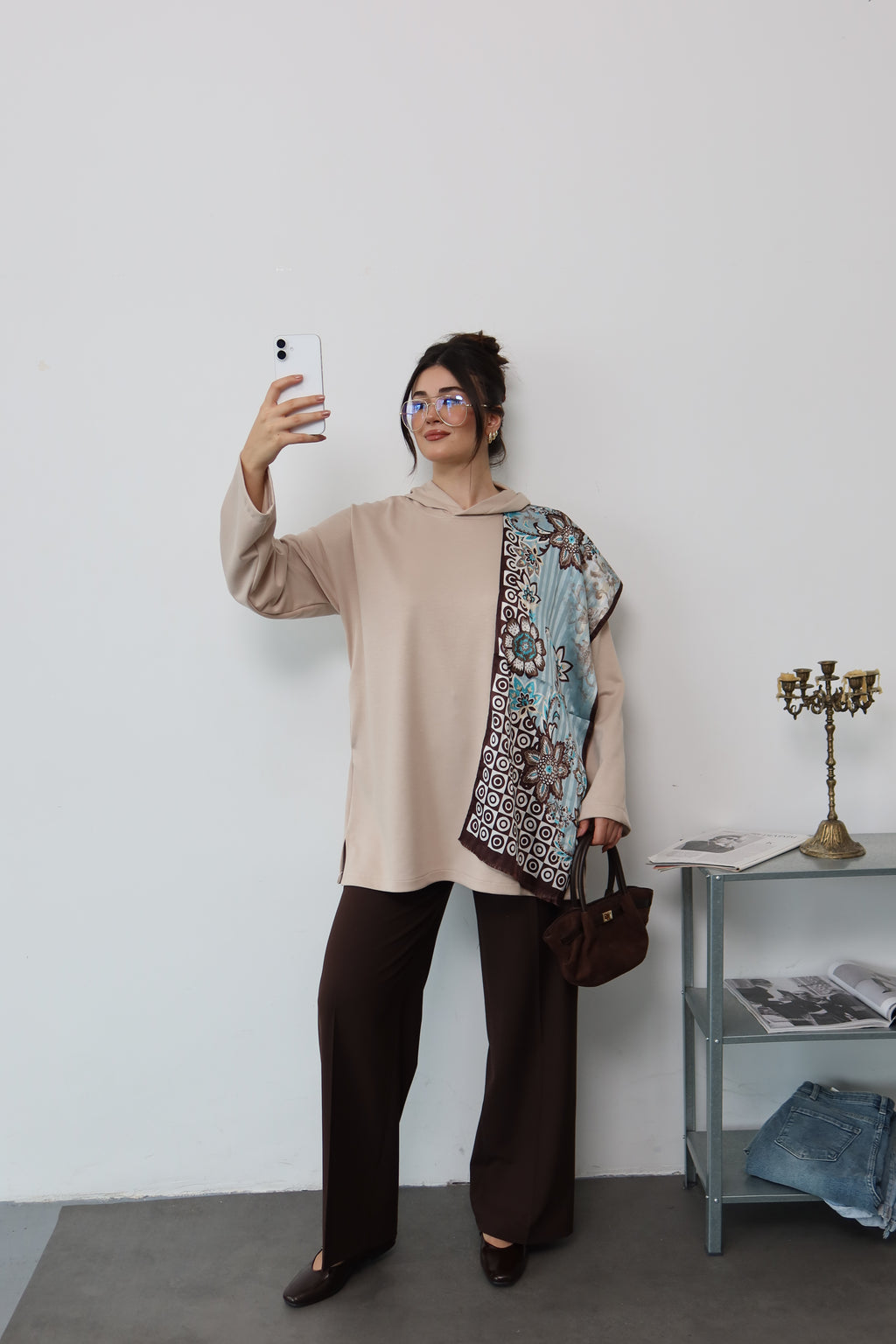 Krem Kapüşonlu Sweatshirt