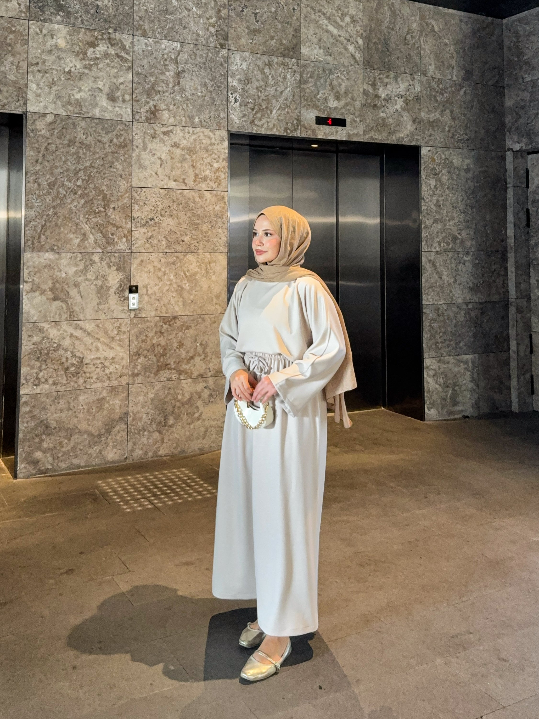 Kadın Taş Etekli Salaş Takım